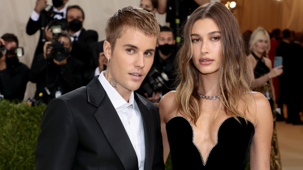 Fonte revela crise entre Justin e Hailey Bieber dentro de casa, e atitude tomada pelo casal: ‘Situação explosiva’