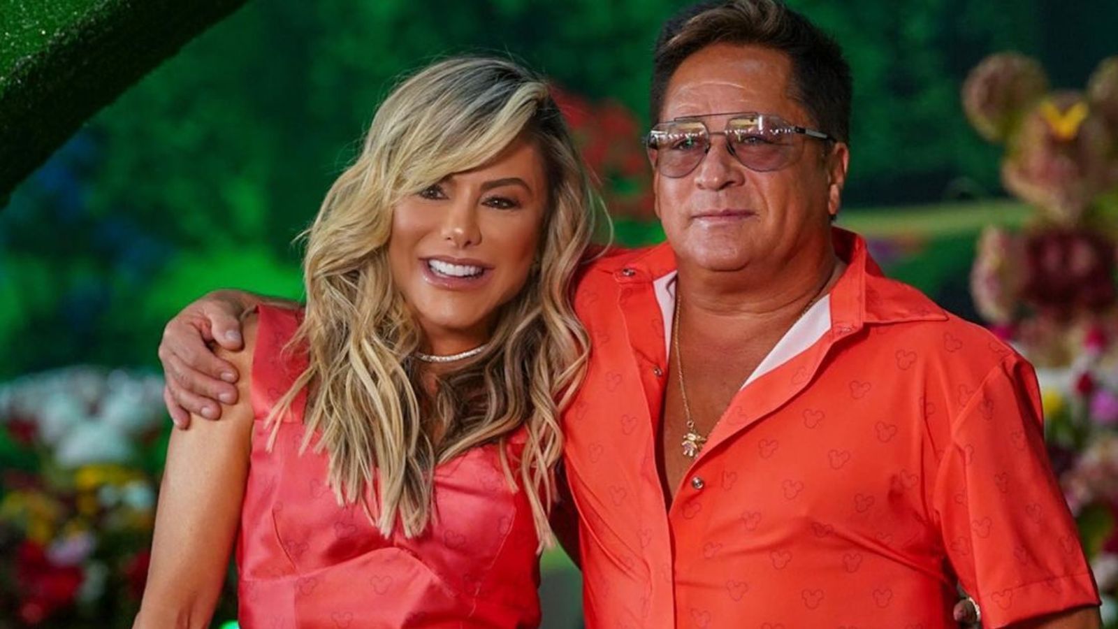 Esposa de Leonardo conta por que cantor não foi no aniversário da TV Globo