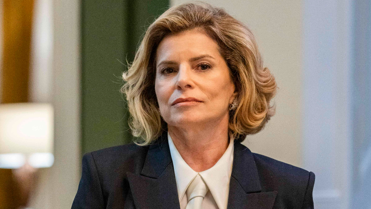Vale Tudo: Autora muda destino trágico de personagem da versão original e surpreende com reviravolta de Odete Roitman
