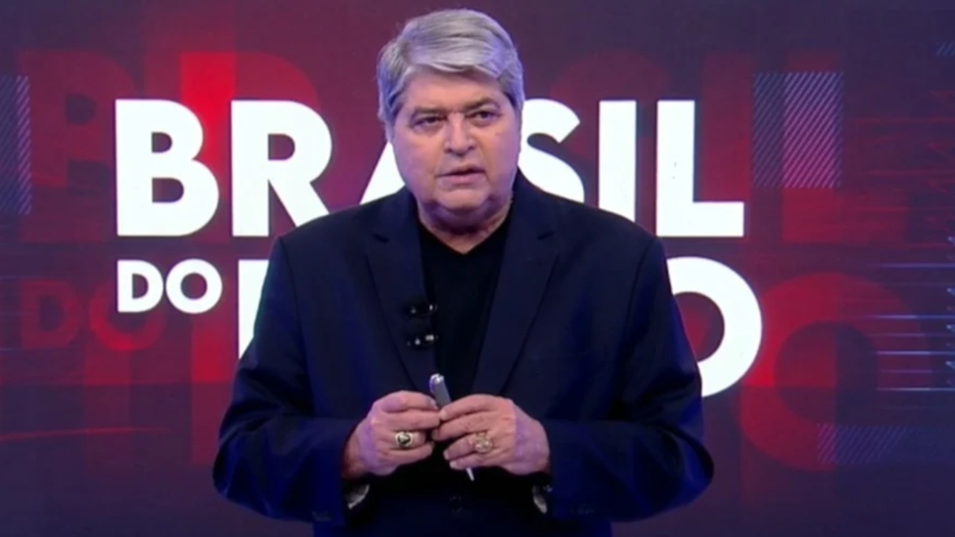 Datena se irrita ao vivo com a RedeTV! e ameaça deixar emissora: ‘Pego minha malinha e vou caminhar’; assista
