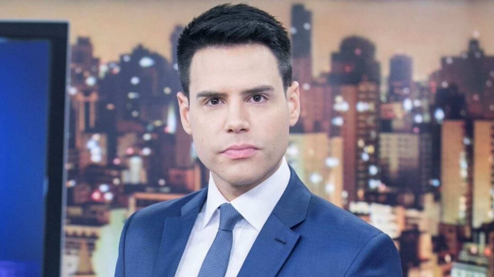 Luiz Bacci expõe bastidores de demissão da Record e admite mágoa: “Não é digno com um profissional”; assista