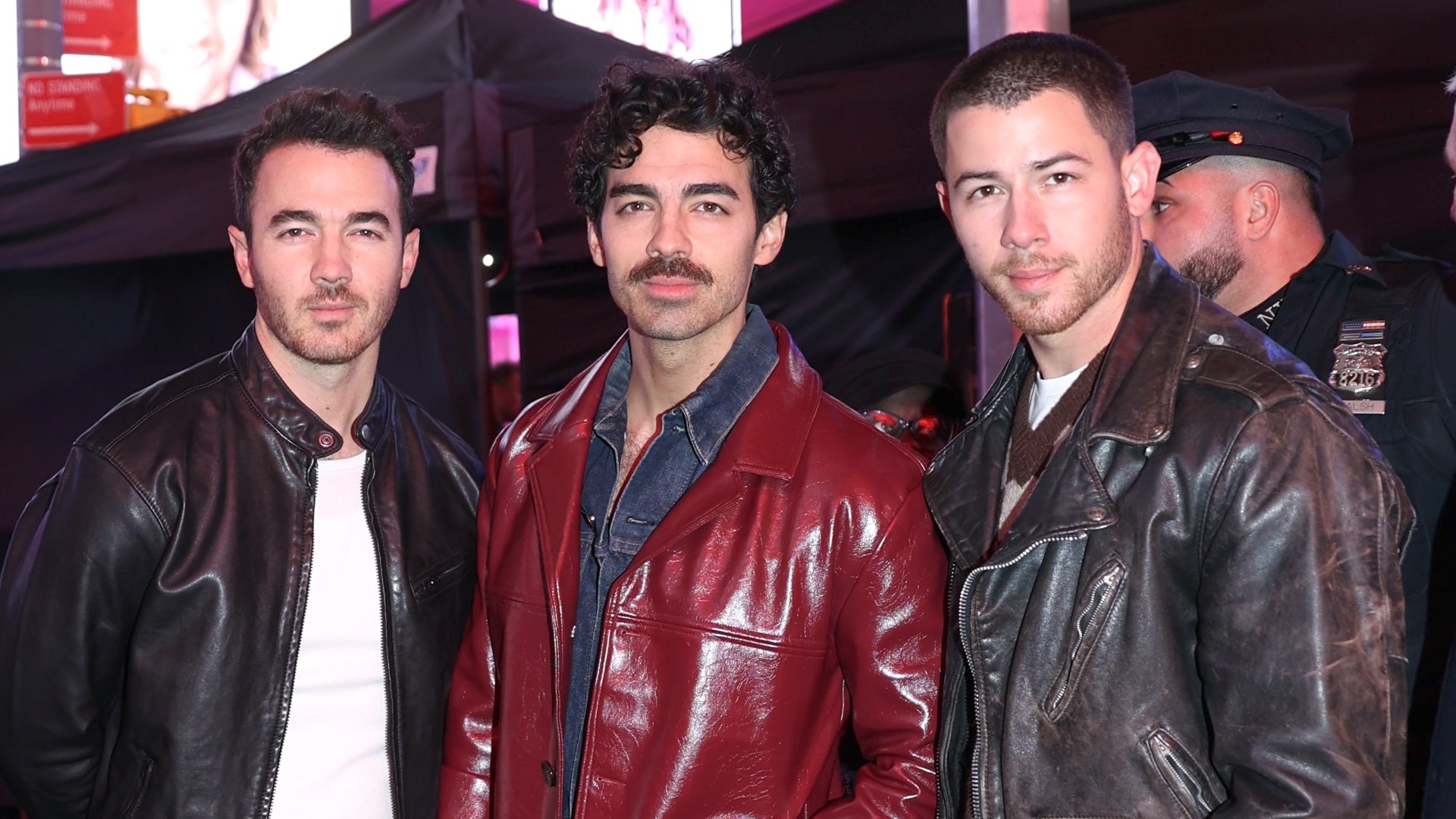 Jonas Brothers revelam real motivo por trás da separação da banda: “Todos nós sabíamos”; assista