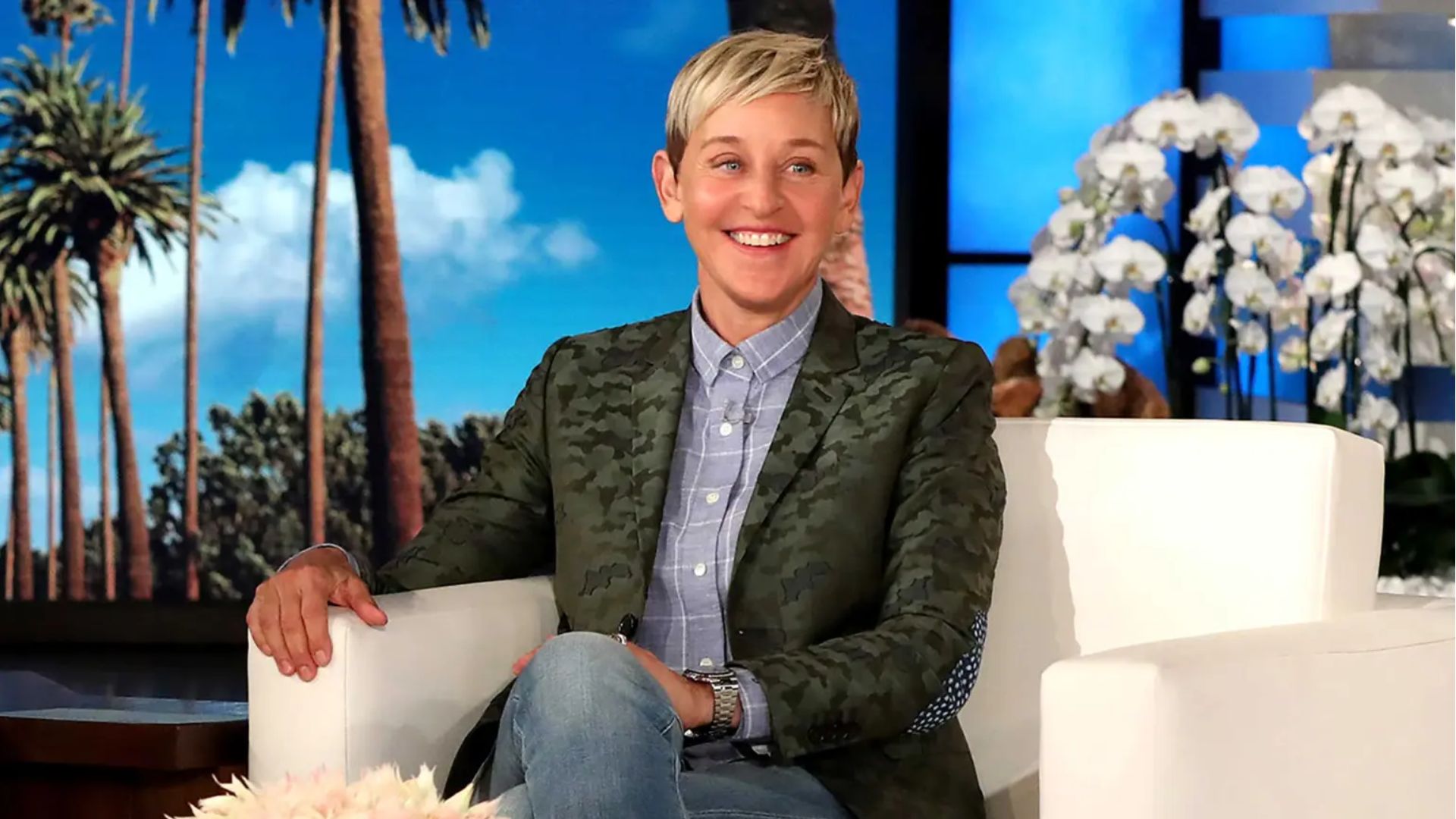 Ellen DeGeneres é acusada de causar acidente de carro na Califórnia, e mulher pede indenização