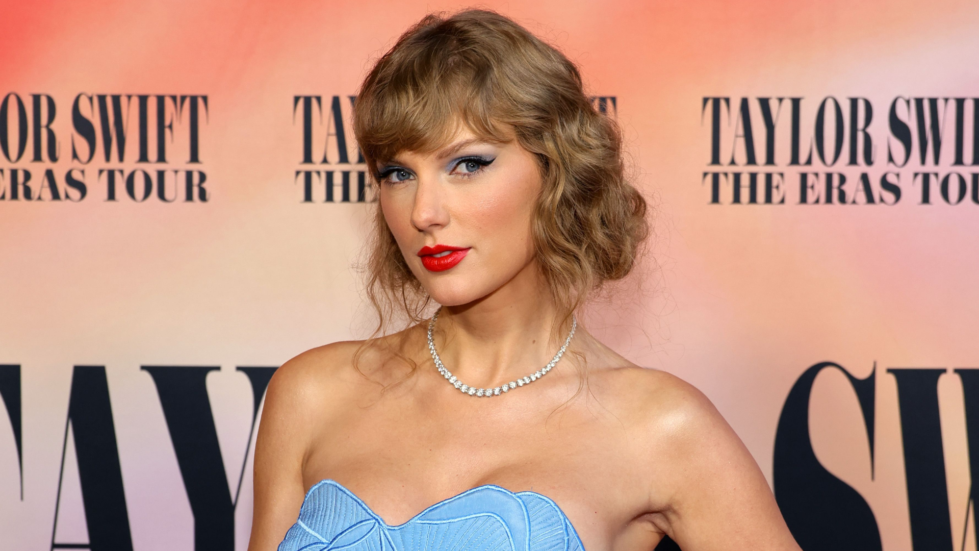 Taylor Swift manda a real sobre o significado de uma de suas músicas e comenta teorias dos fãs: “Ninguém sabe sobre o que estou falando”; assista