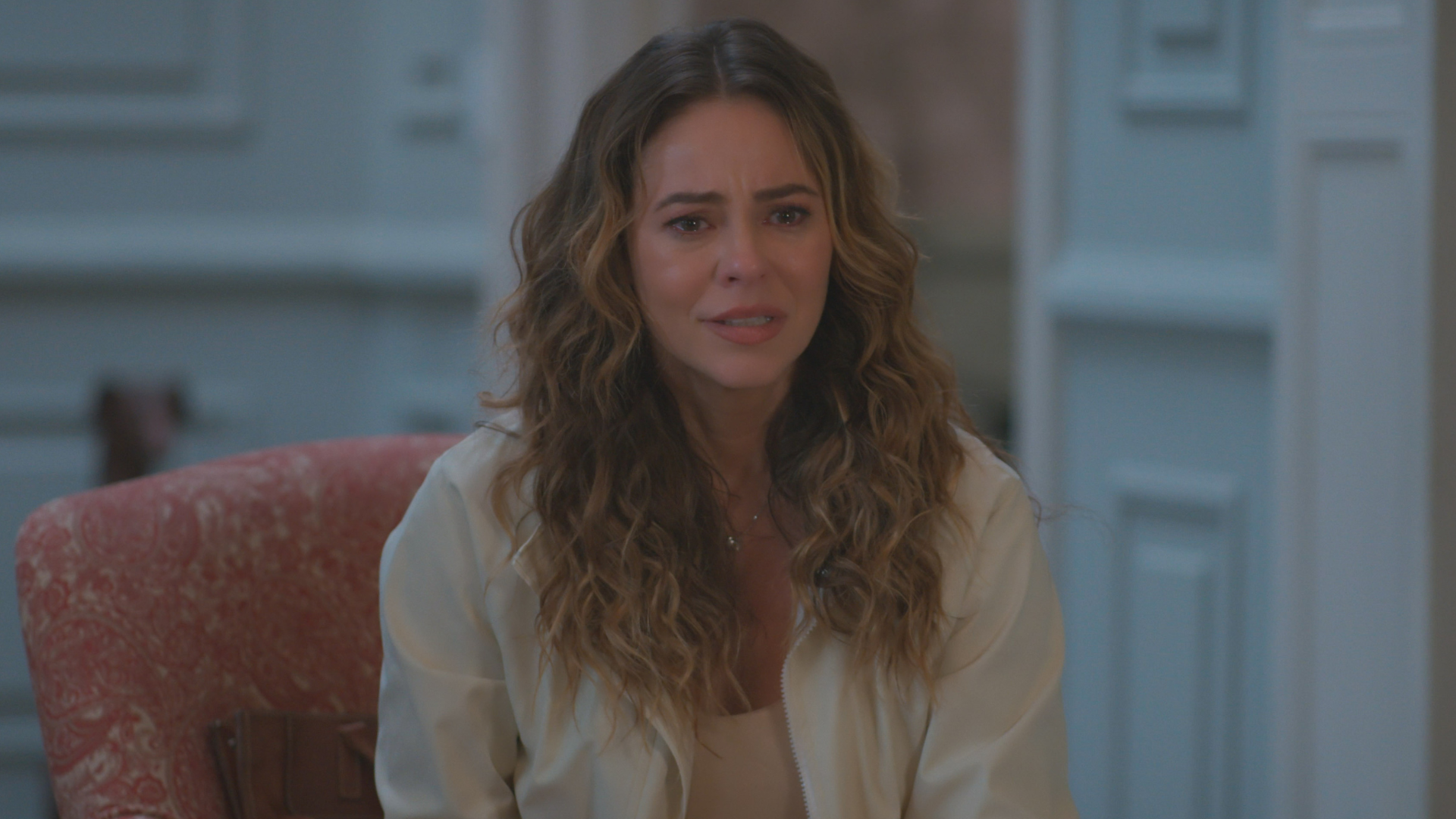 Paolla Oliveira faz exposed e reage a críticas de ator que detonou sua performance em “Vale Tudo”; assista