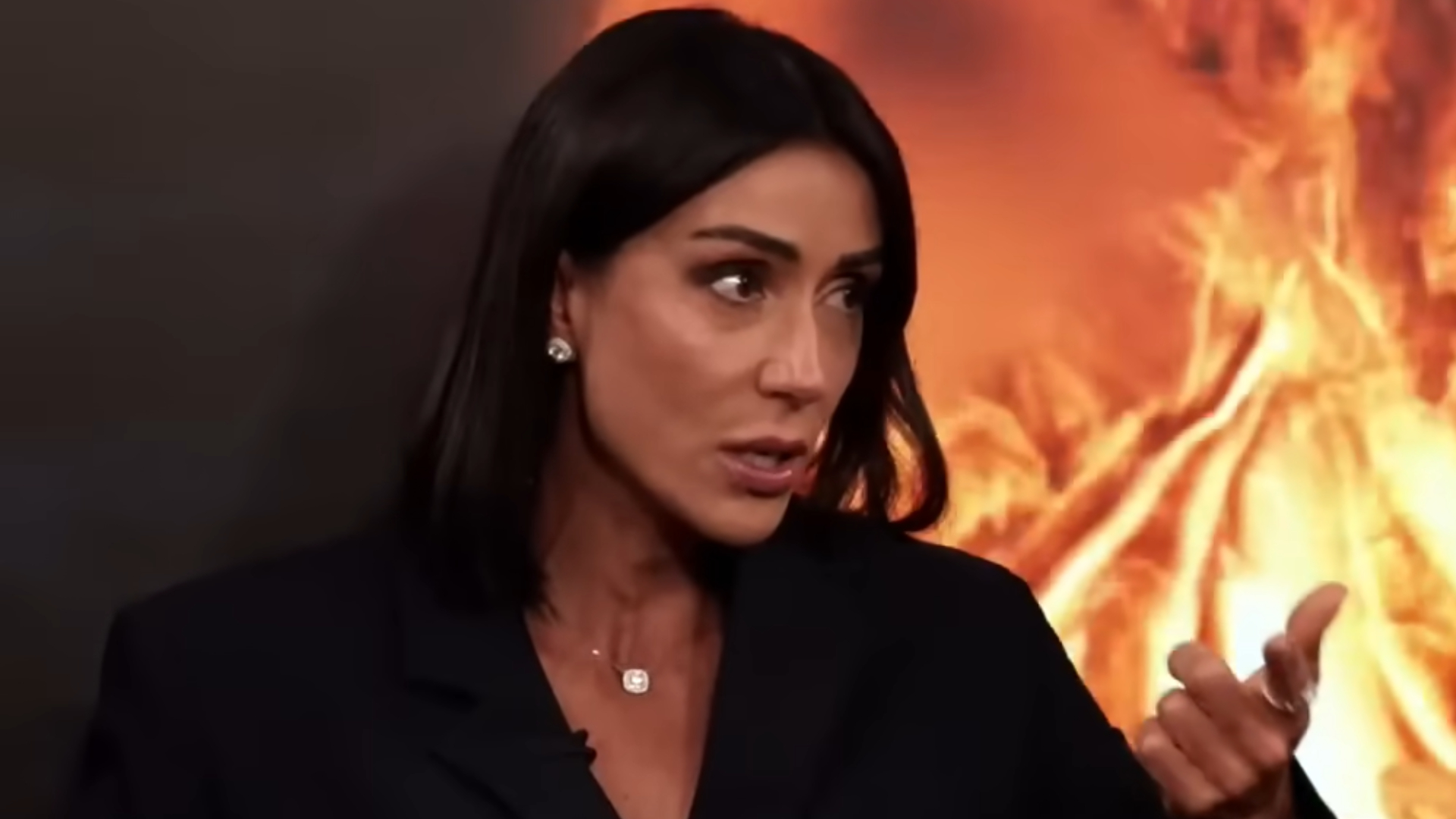 A Fazenda 17: Após afirmar que era casada, Michelle Barros surpreende ao esclarecer seu verdadeiro estado civil; assista