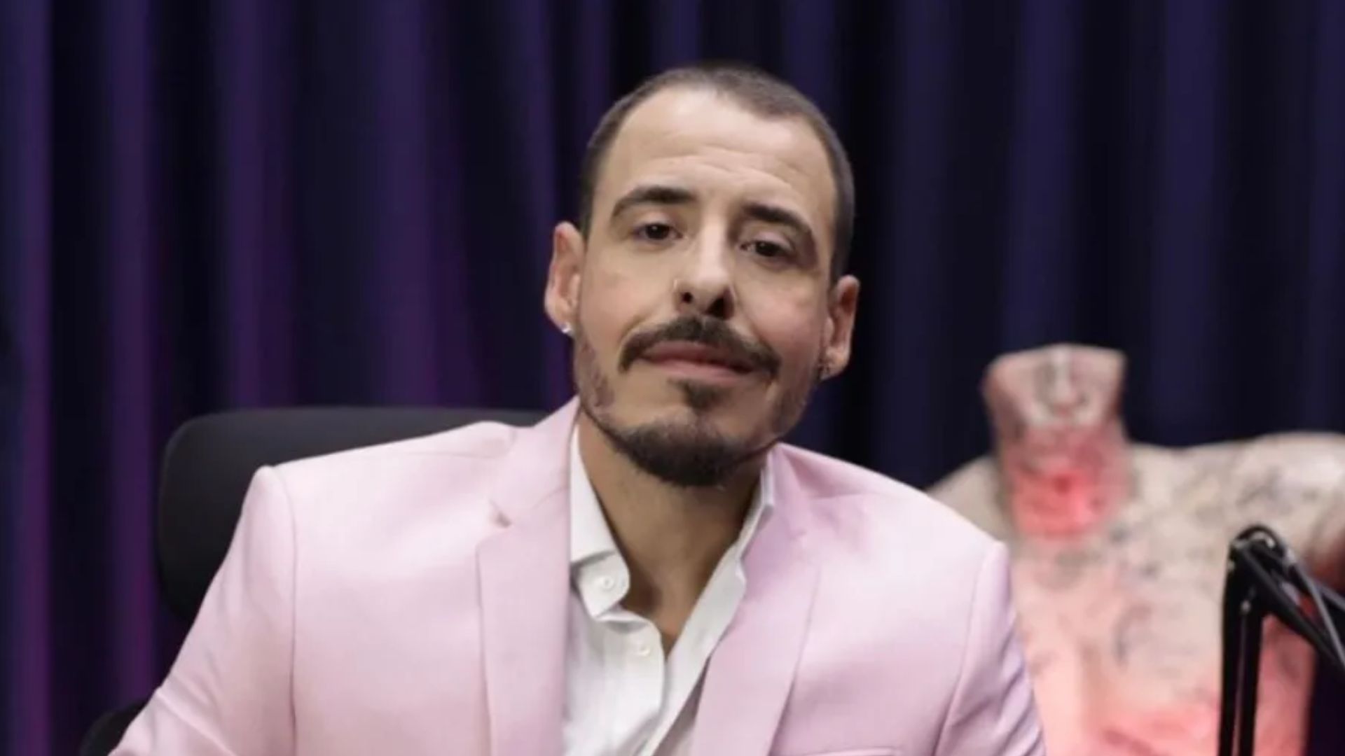 Vídeo: Thiago Schutz, conhecido como “Calvo do Campari”, é preso em SP acusado de violência doméstica contra a namorada