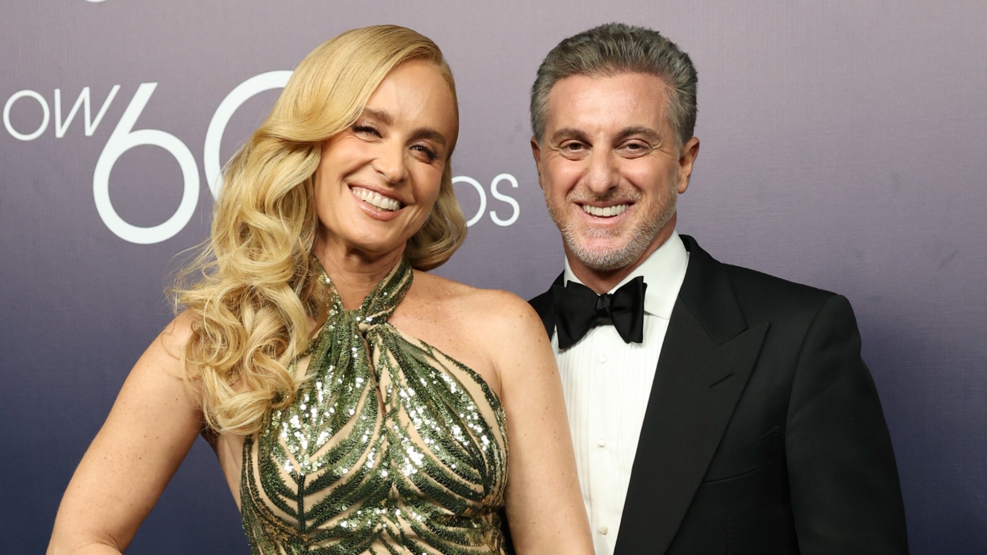 Angélica fala sobre vida sexual e revela o que Luciano Huck acha de seus vibradores; assista