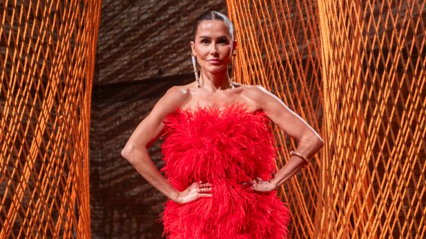 Deborah Secco quebra silêncio e reage a críticas sobre retorno como Bruna Surfistinha