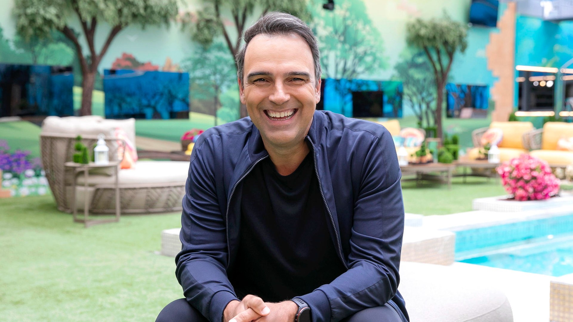 Tadeu Schmidt revela mudança drástica de peso durante o “BBB” e explica motivo; assista