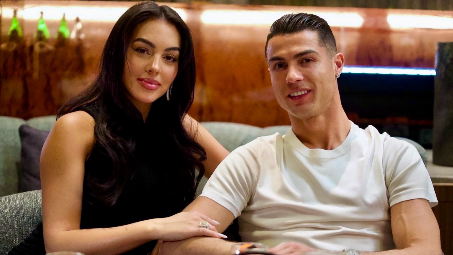 Cristiano Ronaldo presenteia Georgina Rodríguez com relógio de luxo em aniversário, e valor impressiona; veja fotos