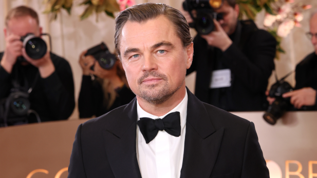 Globo de Ouro 2026: Leonardo DiCaprio mostra “verdadeira personalidade” em intervalo da premiação, e cena viraliza; assista