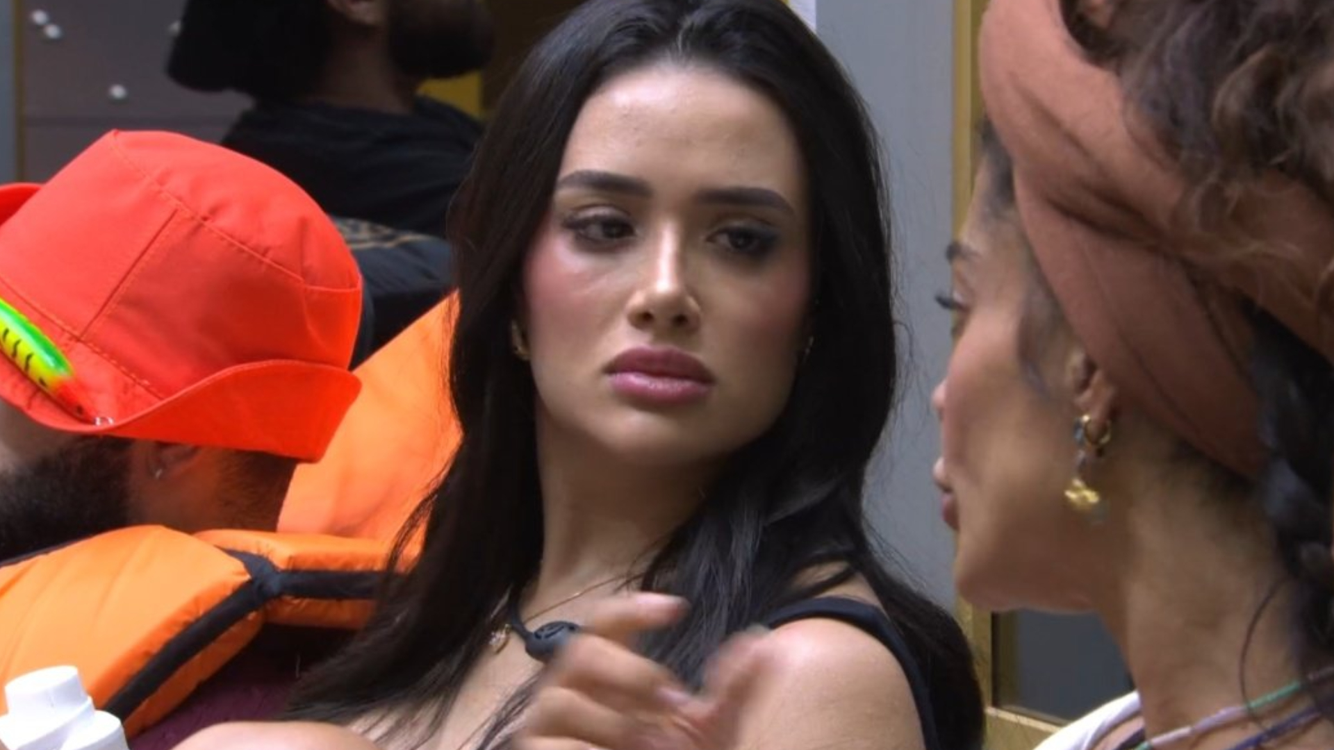 BBB 26: Jordana manda recado à família após assédio e faz desabafo; assista