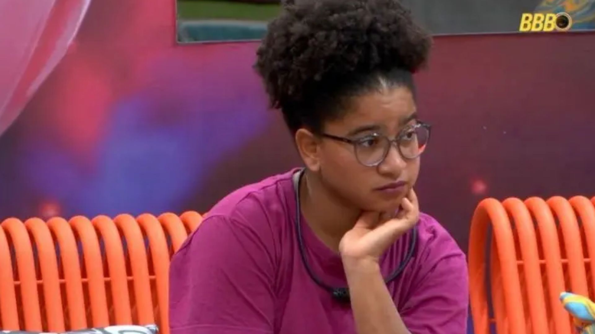 BBB 26: Milena volta a citar suposta orientação da psicóloga sobre Breno; assista