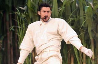 Super Bowl 2026: A mensagem por trás do look aparentemente simples de Bad Bunny no evento