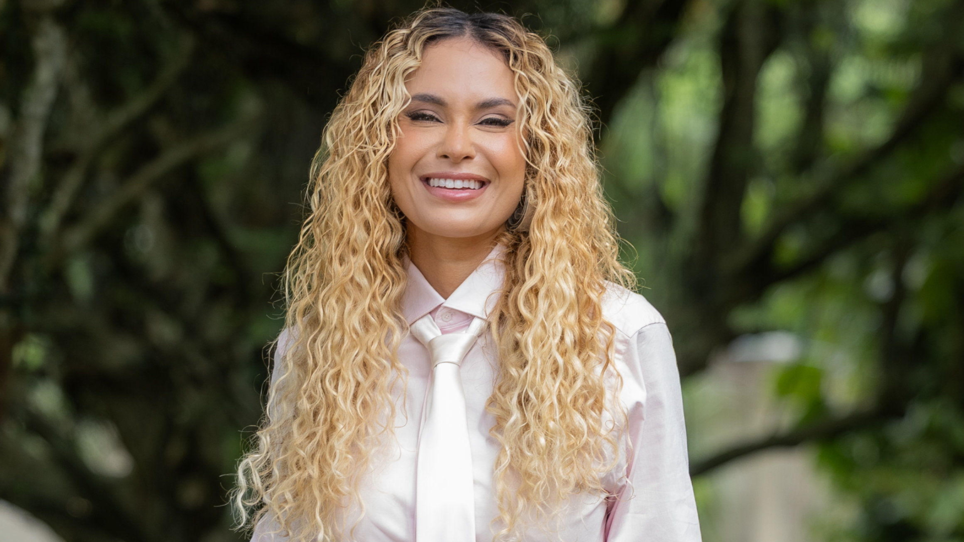 BBB 26: Sarah Andrade reage a rumores de dificuldades para fechar parcerias após eliminação