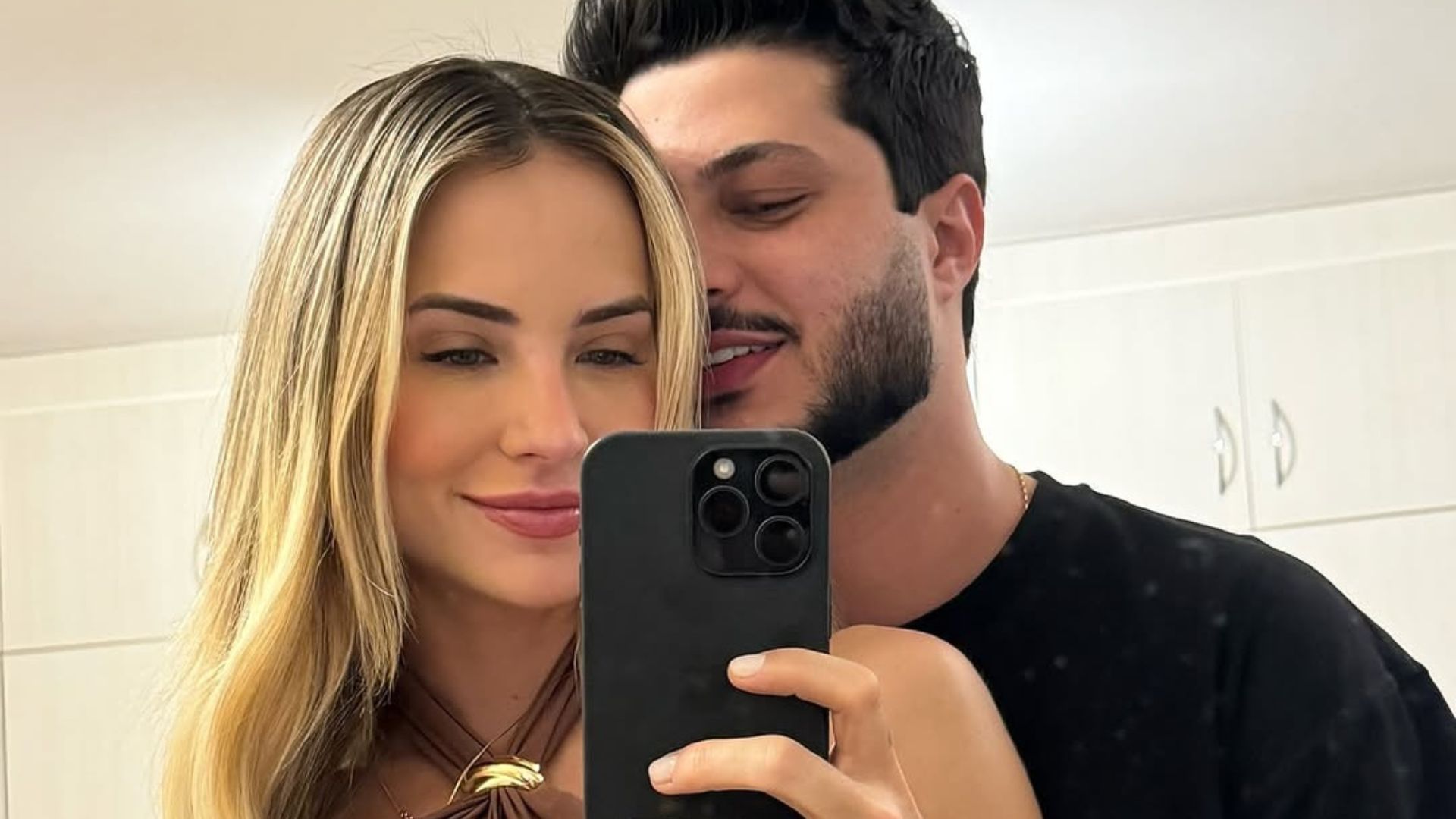 Após anunciar término, Gabi Martins revela o que motivou fim do relacionamento com Matheus Fidelis