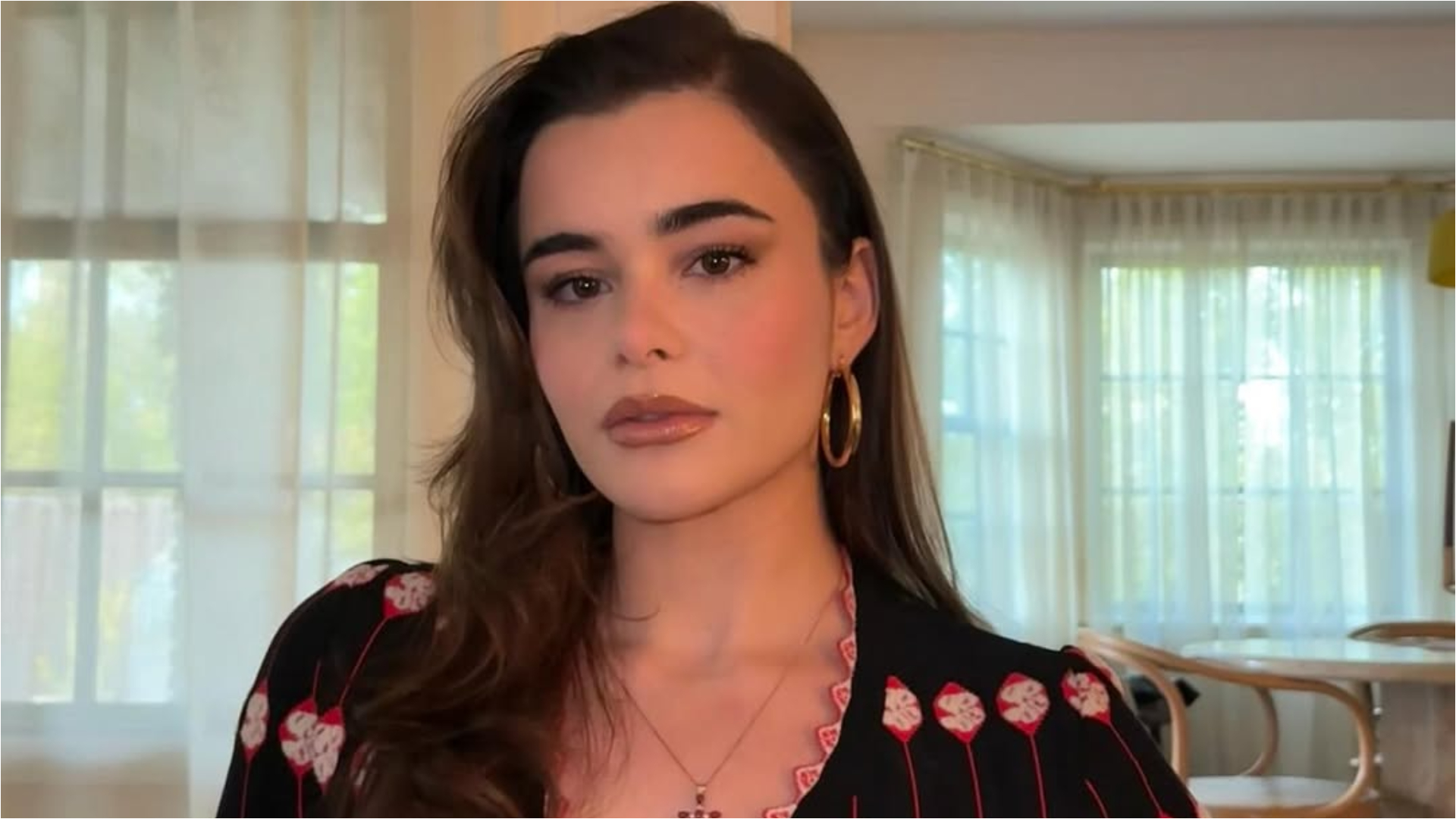 Fotos de Barbie Ferreira na Semana de Moda de Paris viralizam na web, e internautas repercutem emagrecimento; veja antes e depois