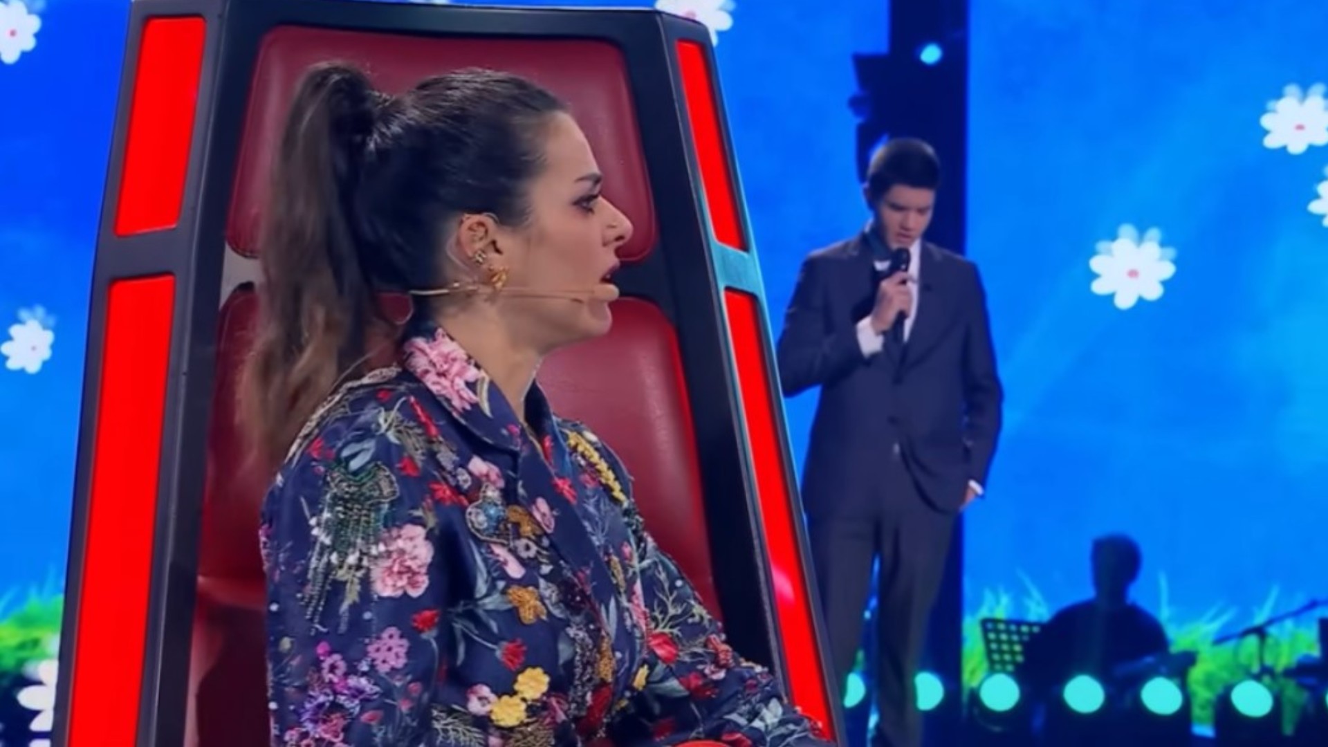 The Voice Kids Portugal: Jurada se emociona ao ser surpreendida por apresentação do próprio filho; veja a reação!