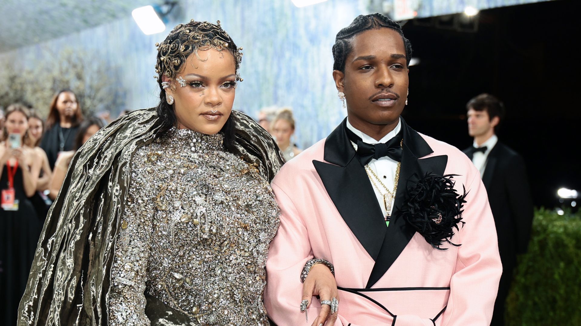 Met Gala 2026: Especialista em leitura labial revela detalhes de suposta discussão entre Rihanna e A$AP Rocky