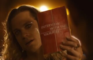 Entrevista com o Vampiro: Lestat leva vida imortal de fracasso em novo trailer estendido da 3ª temporada; assista!