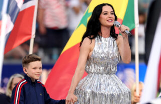 Copa do Mundo 2026: Katy Perry emociona com apresentação linda de “Wonder” na cerimônia de abertura dos EUA; assista