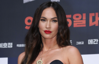 Megan Fox é criticada por foto sensual, dá resposta afiada e sobra até para ex-namorados