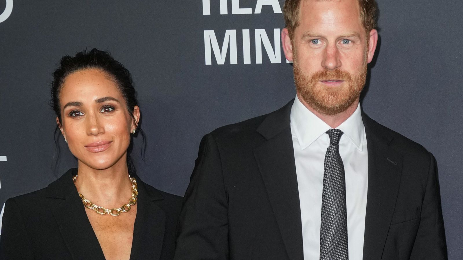 Príncipe Harry muda planos sobre presença de Meghan Markle e dos filhos em viagem ao Reino Unido