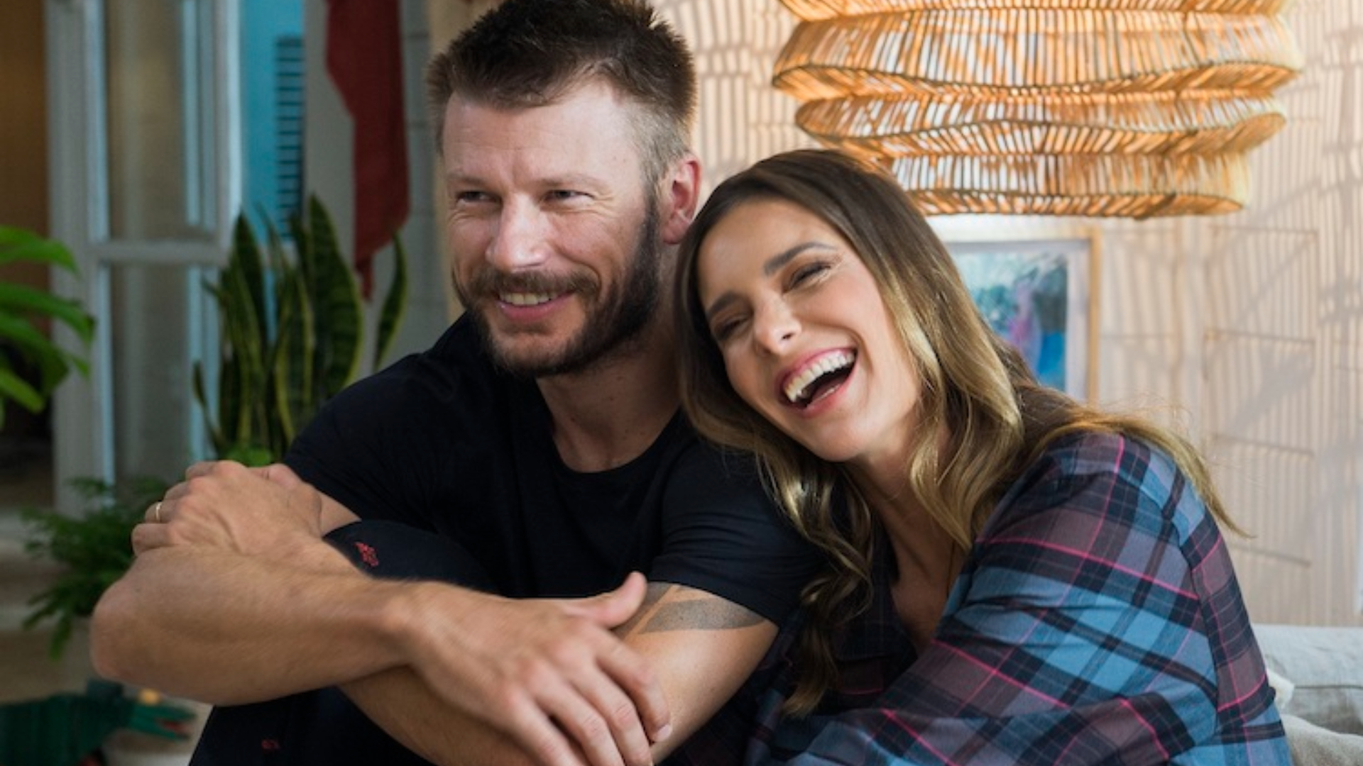 Rodrigo Hilbert expõe fase de pânico e depressão na Globo, e revela conselho de Fernanda Lima que transformou sua carreira