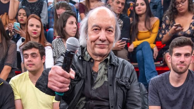 Viúva de Erasmo Carlos avalia acionar Lei Maria da Penha em disputa contra filhos do cantor