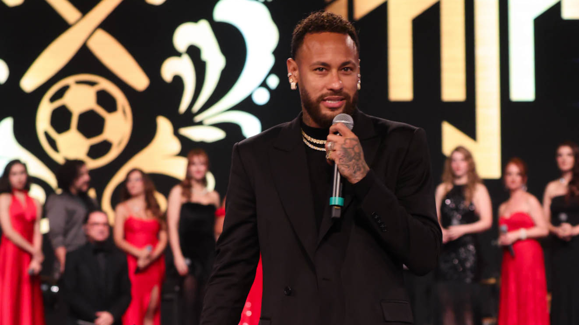 Neymar abre o jogo sobre o futuro da carreira e revela se pensa em aposentadoria