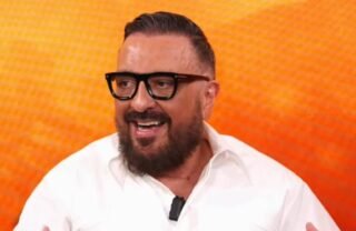 A Fazenda 18: Diretor Rodrigo Carelli revela famosa dos sonhos para o reality e dá spoiler do elenco; assista