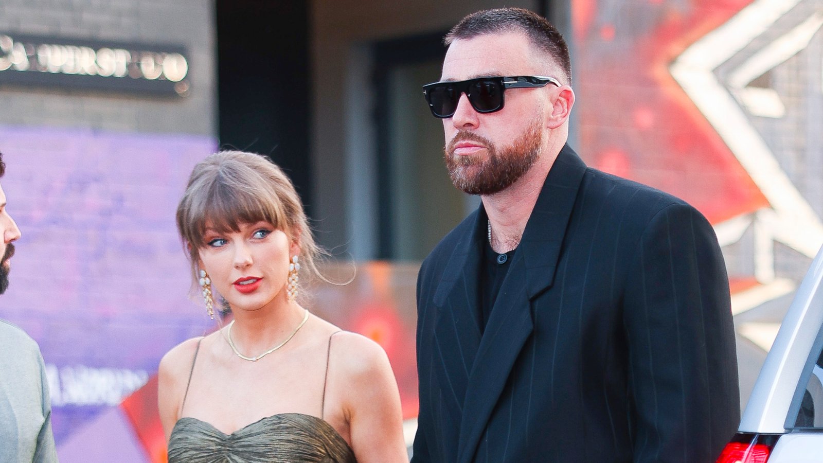 Vizinho se surpreende ao passar perto de nova mansão de Taylor Swift e Travis Kelce e revela o que acontece