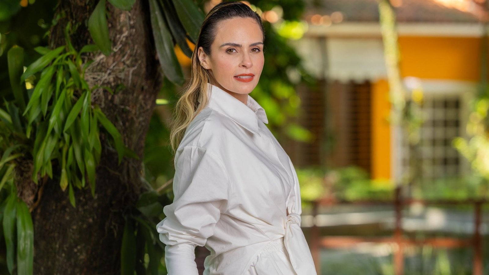 Ana Paula Renault toma nova atitude na Justiça após ataques e exposição de foto íntima