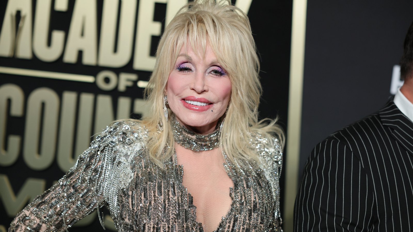 Dolly Parton proibiu visitas nos últimos dias de vida, mas abriu uma única exceção; saiba quem