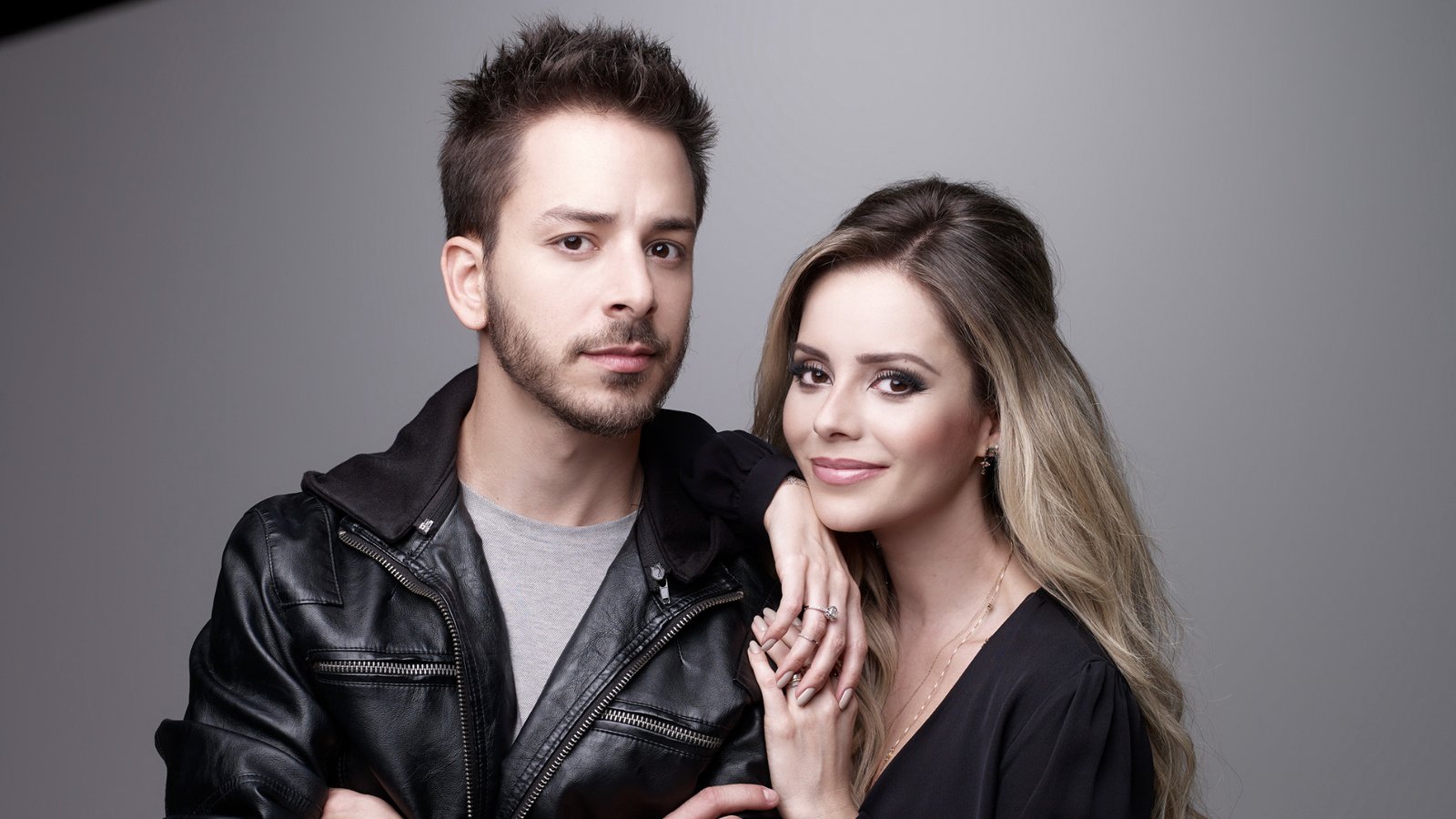Sandy e Junior: Jornal revela o que seria o anúncio misterioso prometido pela dupla; vem saber tudo!