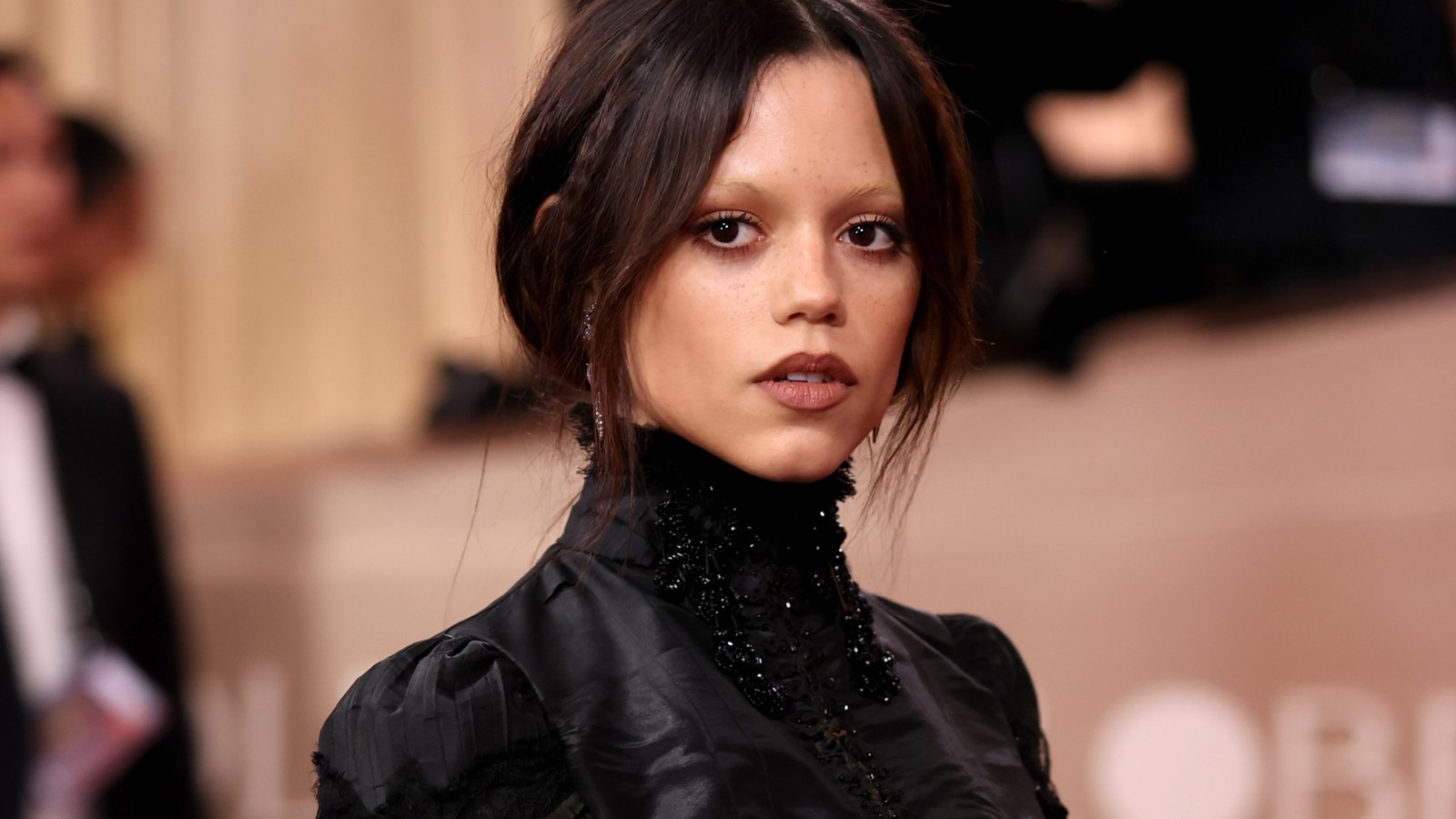 Jenna Ortega revela que pretende se afastar das séries após “Wandinha” e explica decisão